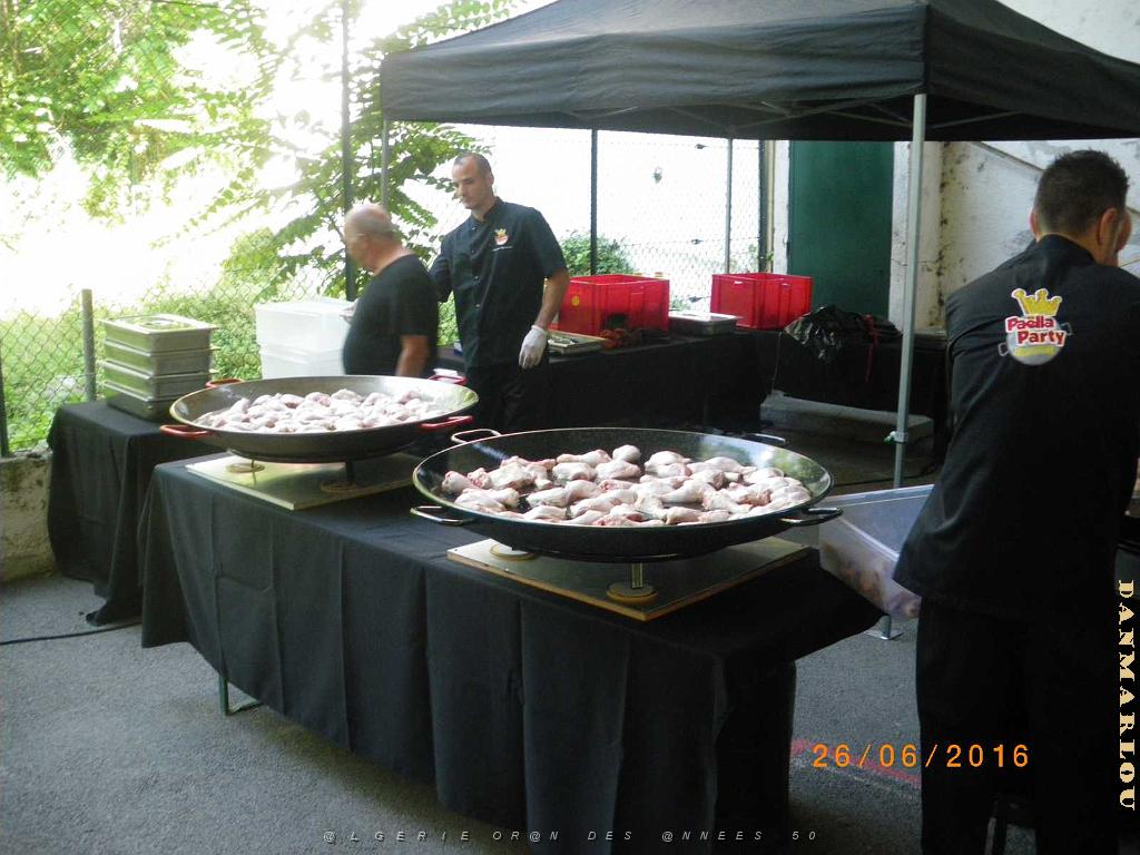 2016 06 26 CAGNES SUR MER AUTOUR D UNE PAELLA A LA MAISON DU PIED NOIR (4).JPG